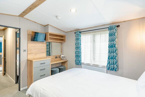 2026 Deluxe 2 Bedroom Dog Friendly - Bowleaze Cove Holiday Park & Spa, Weymouth