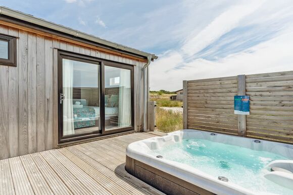 Stables 32 - Bowleaze Cove Holiday Park & Spa, Weymouth
