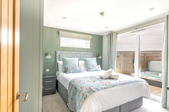 Stables 32 - Bowleaze Cove Holiday Park & Spa, Weymouth