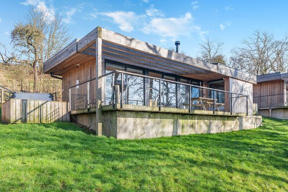 Kingfisher - Whispering Waters Teesdale Lodges, Gainford, County Durham