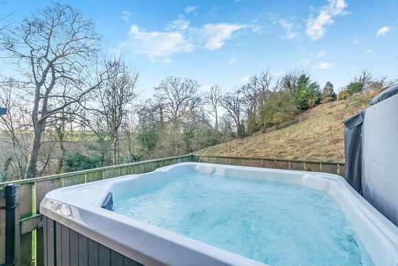 Otter - Whispering Waters Teesdale Lodges, Gainford, County Durham