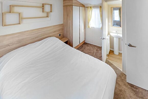 Silver  2 Caravan sleeps 4 - Winchelsea Sands, Rye