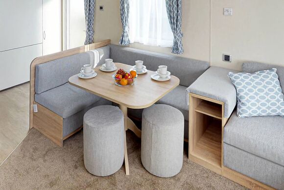 Gold  2 Caravan with Decking - Winchelsea Sands, Rye