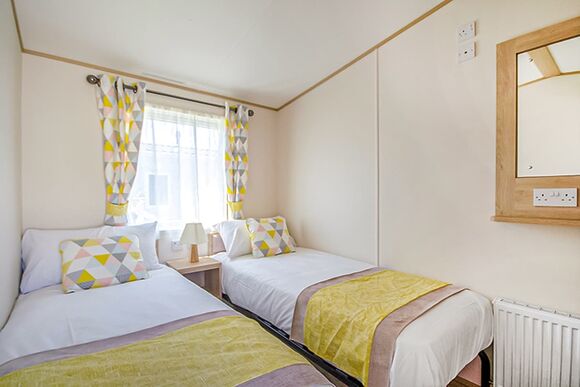 Platinum 2 Caravan with Decking - Winchelsea Sands, Rye