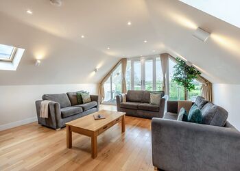 Allwynds - Windmill Retreat & Spa, Glastonbury