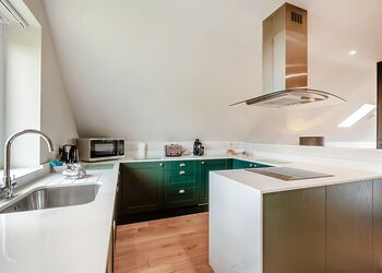 Allwynds - Windmill Retreat & Spa, Glastonbury