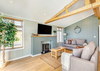 Oak View Lodge - Windmill Retreat & Spa, Glastonbury