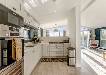 Beech View Lodge - Windmill Retreat & Spa, Glastonbury