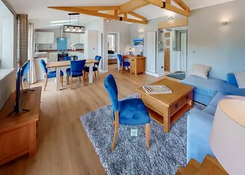 Kite Deluxe Lodge - Willow Lakes Lodges, Ashby cum Fenby