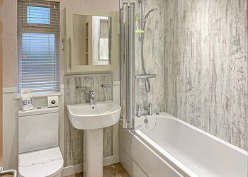 Wren Lodge - Willow Lakes Lodges, Ashby cum Fenby