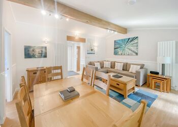 Pheasant Lodge - Willow Lakes Lodges, Ashby cum Fenby