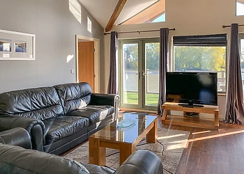 Swan Lodge
