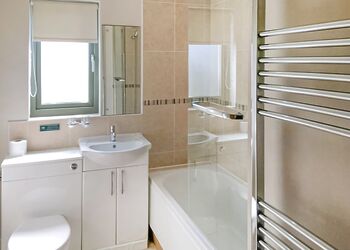 Swift Lodge - Willow Lakes Lodges, Ashby cum Fenby