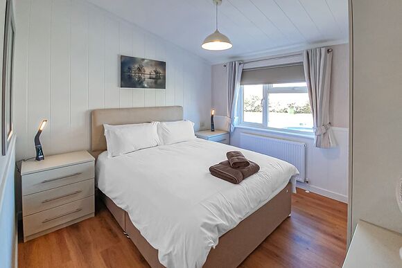 Kingfisher Lodge - Willow Lakes Lodges, Ashby cum Fenby