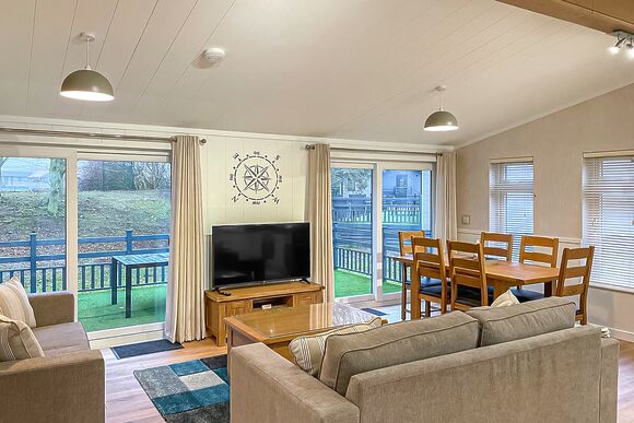 Wren Lodge - Willow Lakes Lodges, Ashby cum Fenby