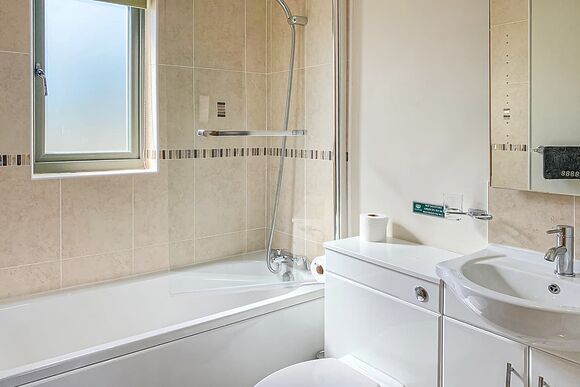 Teal Lodge - Willow Lakes Lodges, Ashby cum Fenby