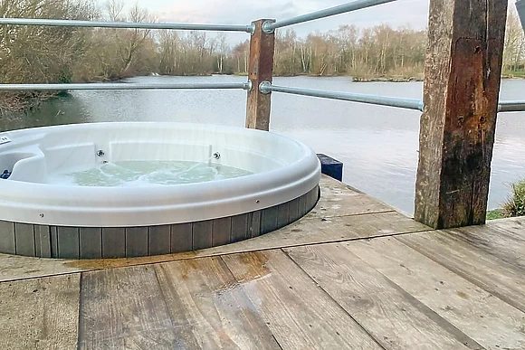 Larch Plus Parkside Hot Tub 