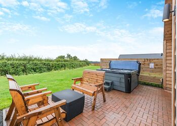 Captain Cook - Wyke Lodges, Guisborough