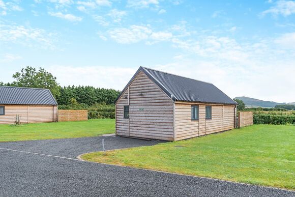 Captain Cook - Wyke Lodges, Guisborough