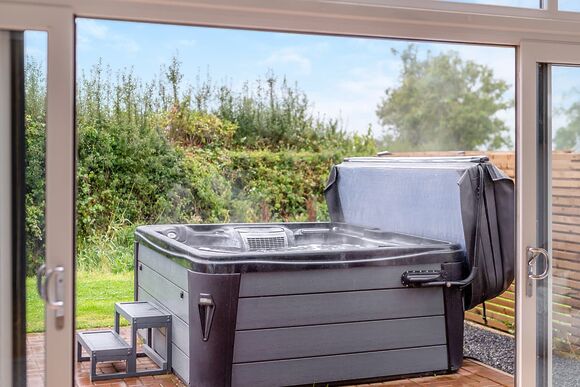 Journey&rsquo;s End - Wyke Lodges, Guisborough