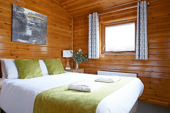 2 Bed Log Cabin 