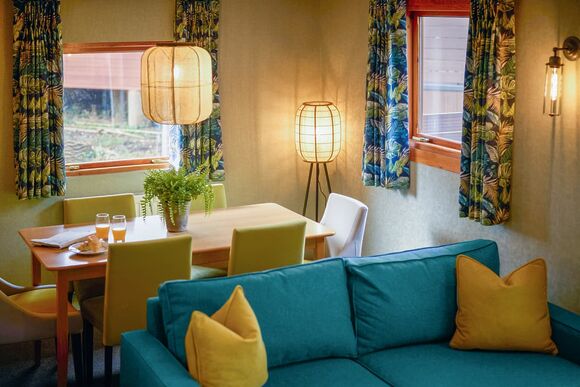 3 Bed Log Cabin with Dining Space - Whitemead Forest Park, Forest of Dean