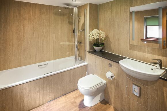 3 Bed Log Cabin with Dining Space - Whitemead Forest Park, Forest of Dean