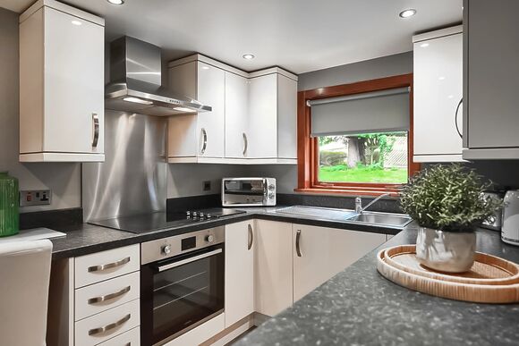 3 Bed Log Cabin - Whitemead Forest Park, Forest of Dean