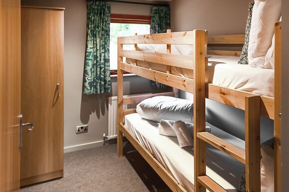 3 Bed Log Cabin - Whitemead Forest Park, Forest of Dean