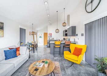 Muntjak Lakeside Lodge - Woad Mill Lakeside Lodges, Boston