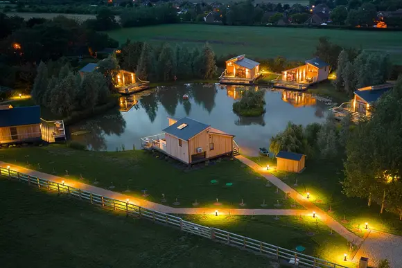 Woad Mill Lakeside Lodges, Boston