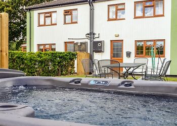 Oak Cottage - Woodthorpe Leisure Park, Woodthorpe