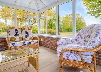 Oak Cottage - Woodthorpe Leisure Park, Woodthorpe