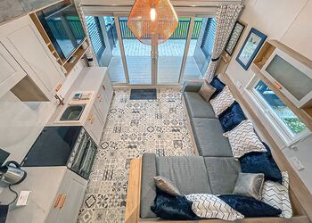 Acorn Escape Pet - Woodthorpe Leisure Park, Woodthorpe