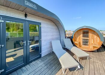 Maple Deluxe Couples Pod Pet - Woodthorpe Leisure Park, Woodthorpe