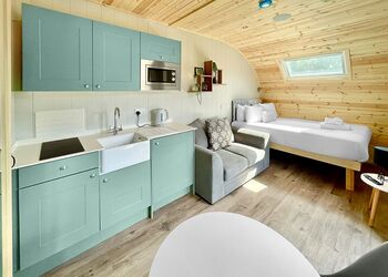 Maple Couples Pod Pet - Woodthorpe Leisure Park, Woodthorpe