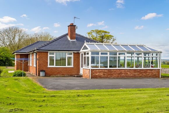 Rose Bungalow - Woodthorpe Leisure Park, Woodthorpe