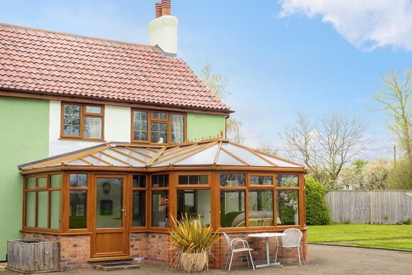 Cowslip Cottage - Woodthorpe Leisure Park, Woodthorpe