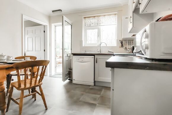 Honeysuckle Bungalow - Woodthorpe Leisure Park, Woodthorpe