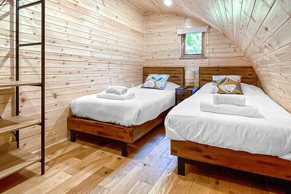 Acorn Retreat Plus - Woodthorpe Leisure Park, Woodthorpe