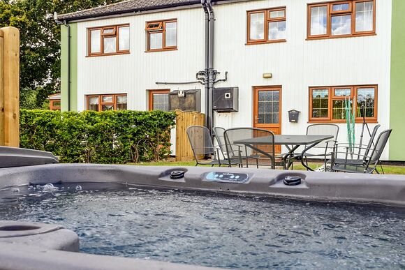 Oak Cottage - Woodthorpe Leisure Park, Woodthorpe
