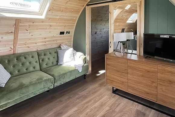 Maple Superior Couples Pod - Woodthorpe Leisure Park, Woodthorpe