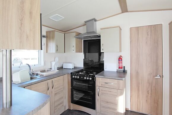 Platinum 3 Pet - Woodthorpe Leisure Park, Woodthorpe