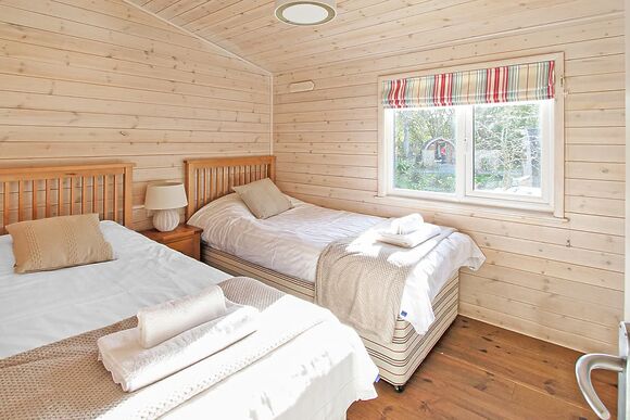  Woodlands Lodge Plus Pet - Woodthorpe Leisure Park, Woodthorpe