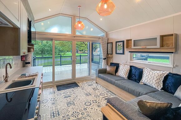 Acorn Escape Pet - Woodthorpe Leisure Park, Woodthorpe