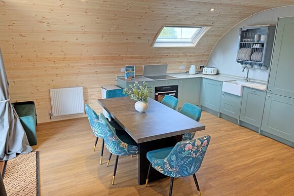 Maple Pod Plus - Woodthorpe Leisure Park, Woodthorpe
