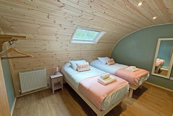 Maple Pod Plus - Woodthorpe Leisure Park, Woodthorpe