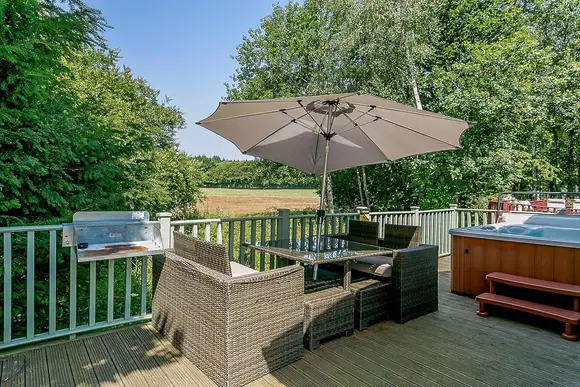 Deluxe Spa - Juniper Country Park, Westfield