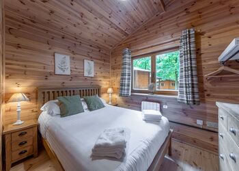 Woodland Elm Lodge - Woodland Park Lodges, Ellesmere