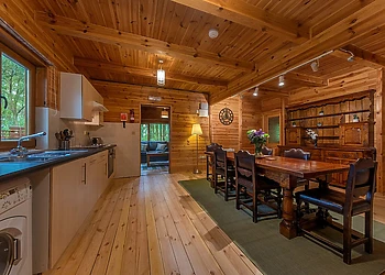 Woodland Hawthorn Lodge 